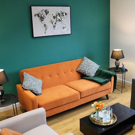 Rooms In Stylish House Милтон-Кейнс Экстерьер фото