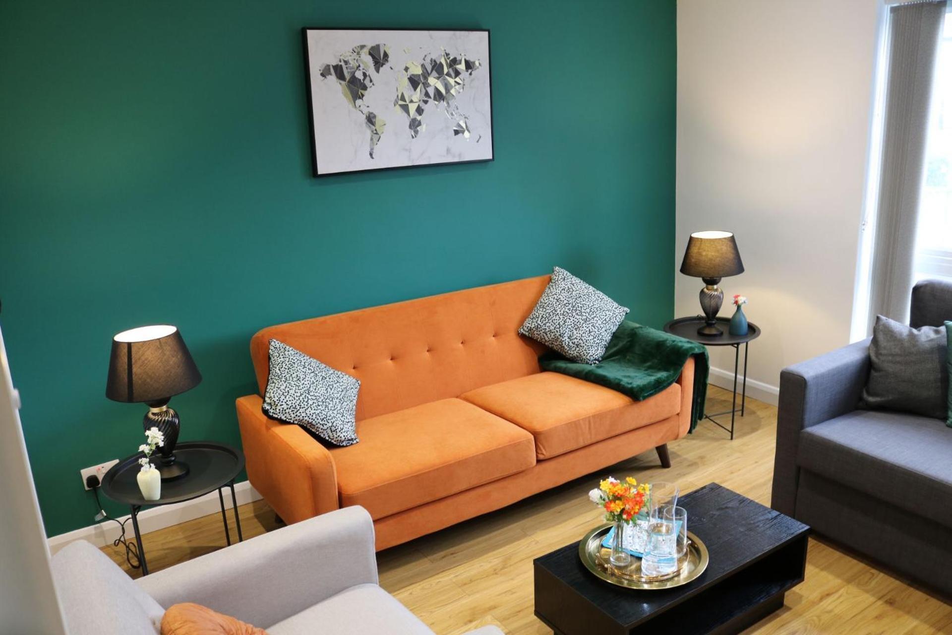 Rooms In Stylish House Милтон-Кейнс Экстерьер фото